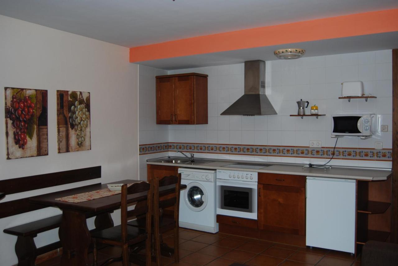 Apartamentos Casa Isabale Бьескас Экстерьер фото