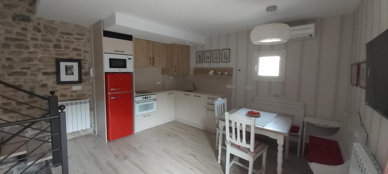 Apartamentos Casa Isabale Бьескас Экстерьер фото