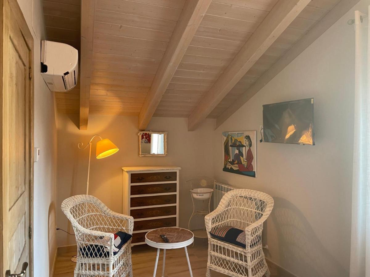 Apartamentos Casa Isabale Бьескас Экстерьер фото