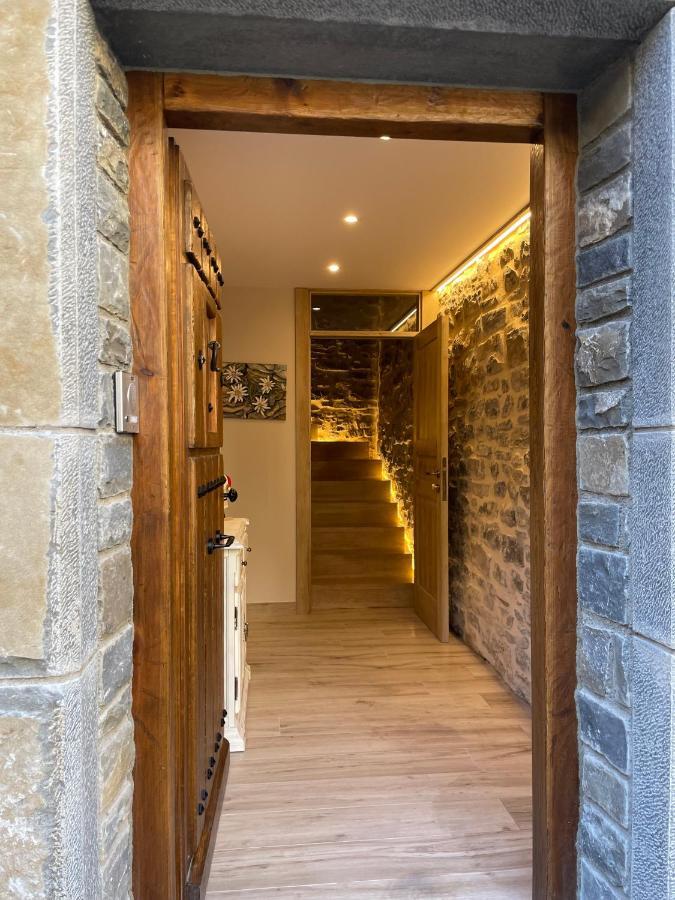 Apartamentos Casa Isabale Бьескас Экстерьер фото